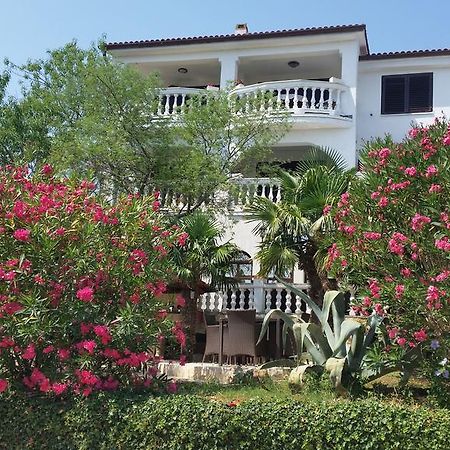 Guest House Villa Marlis มาลินสกา ภายนอก รูปภาพ
