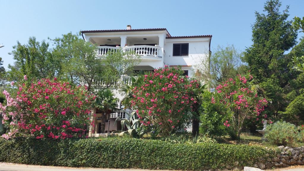 Guest House Villa Marlis มาลินสกา ภายนอก รูปภาพ