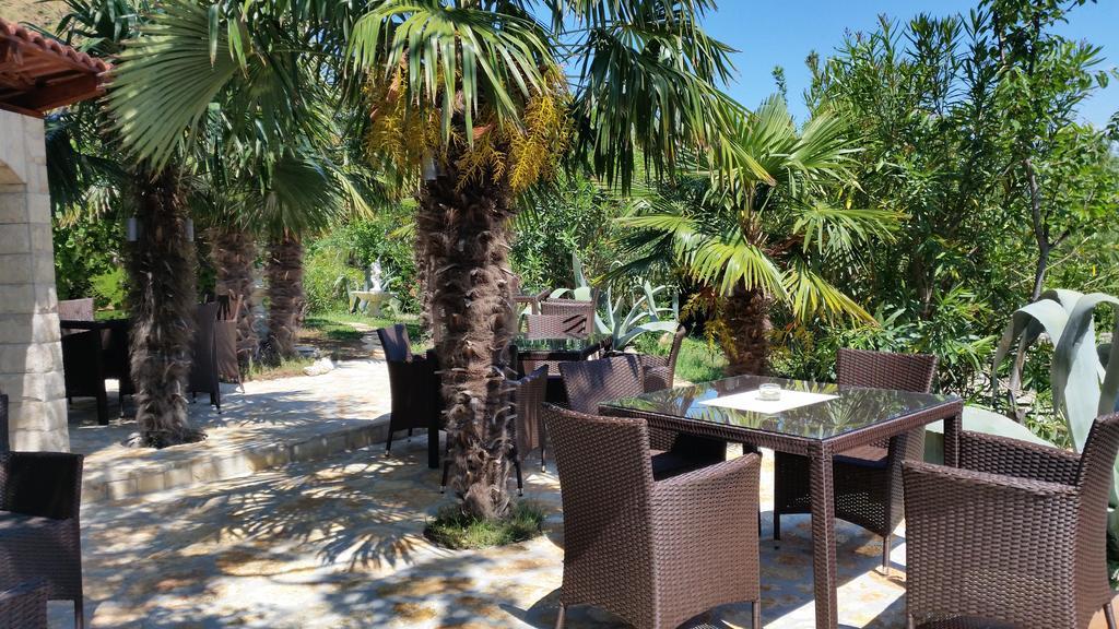 Guest House Villa Marlis มาลินสกา ภายนอก รูปภาพ